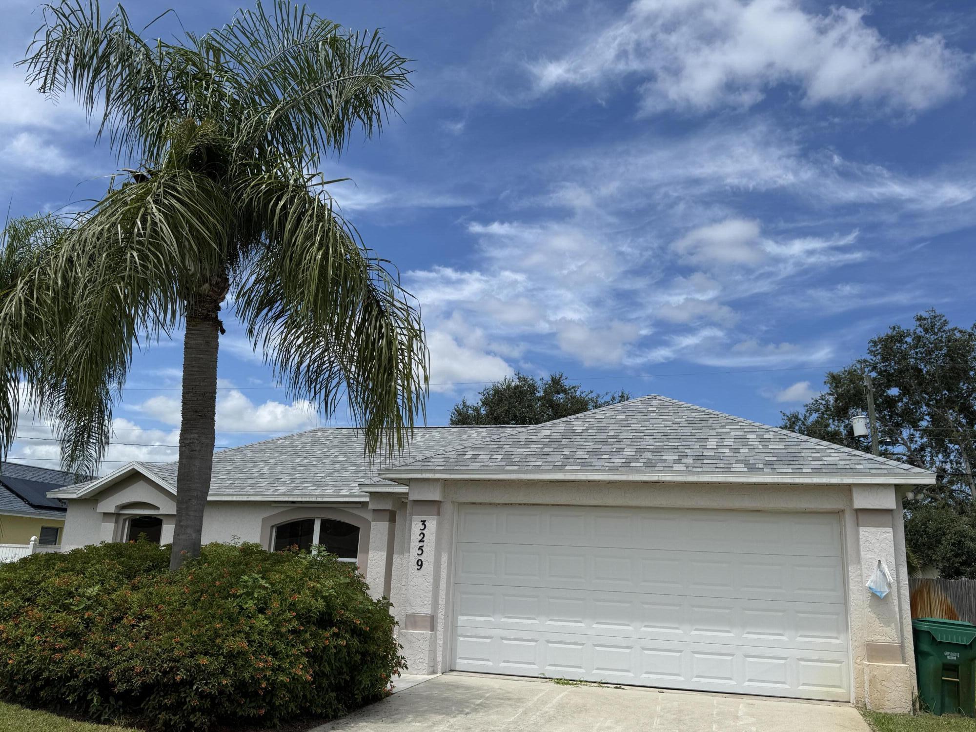 3259 Southeast W Snow Road Port St. Lucie, FL 34984 - Photo 2 of 24 IMG_3874
