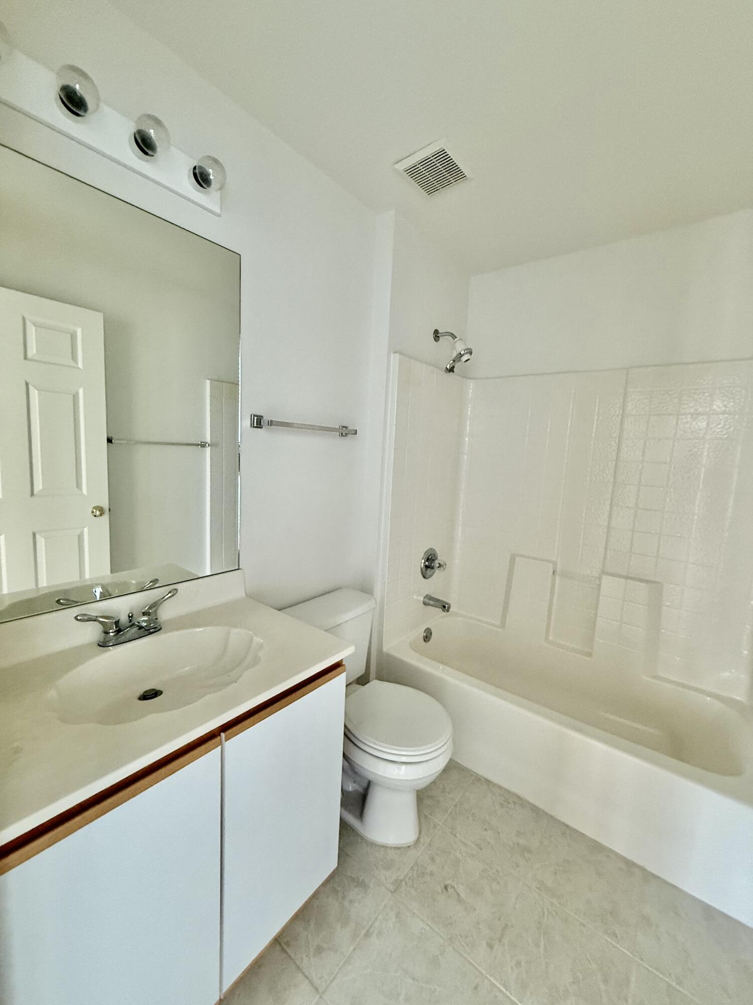 3259 Southeast W Snow Road Port St. Lucie, FL 34984 - Photo 21 of 24 Extra Bathroom