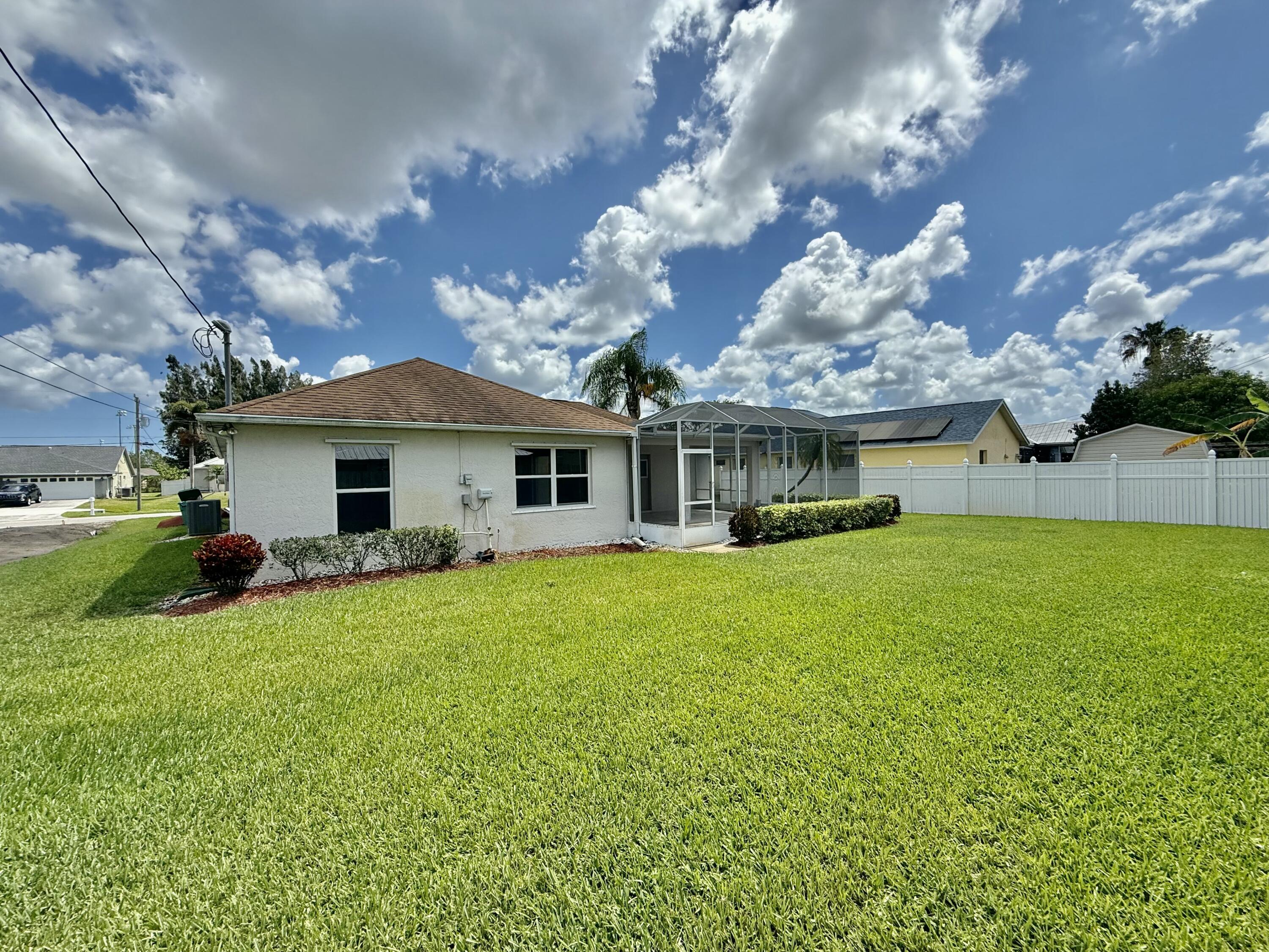 3259 Southeast W Snow Road Port St. Lucie, FL 34984 - Photo 23 of 24 Rear