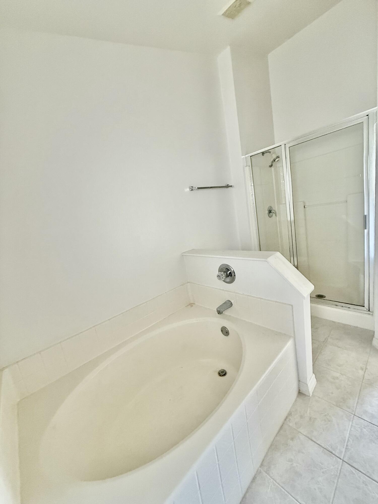 3259 Southeast W Snow Road Port St. Lucie, FL 34984 - Photo 5 of 24 Master Bath
