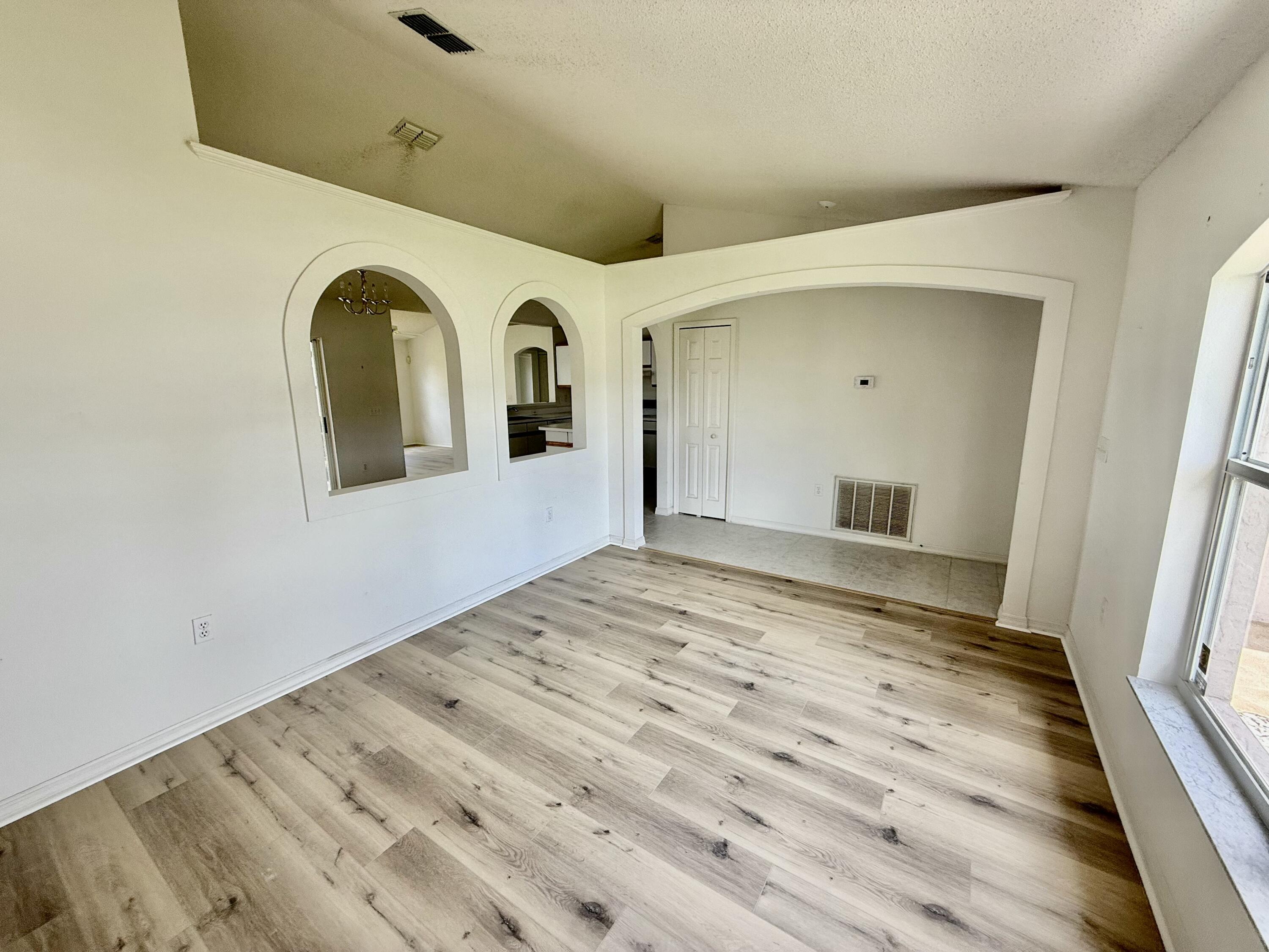 3259 Southeast W Snow Road Port St. Lucie, FL 34984 - Photo 8 of 24 Living