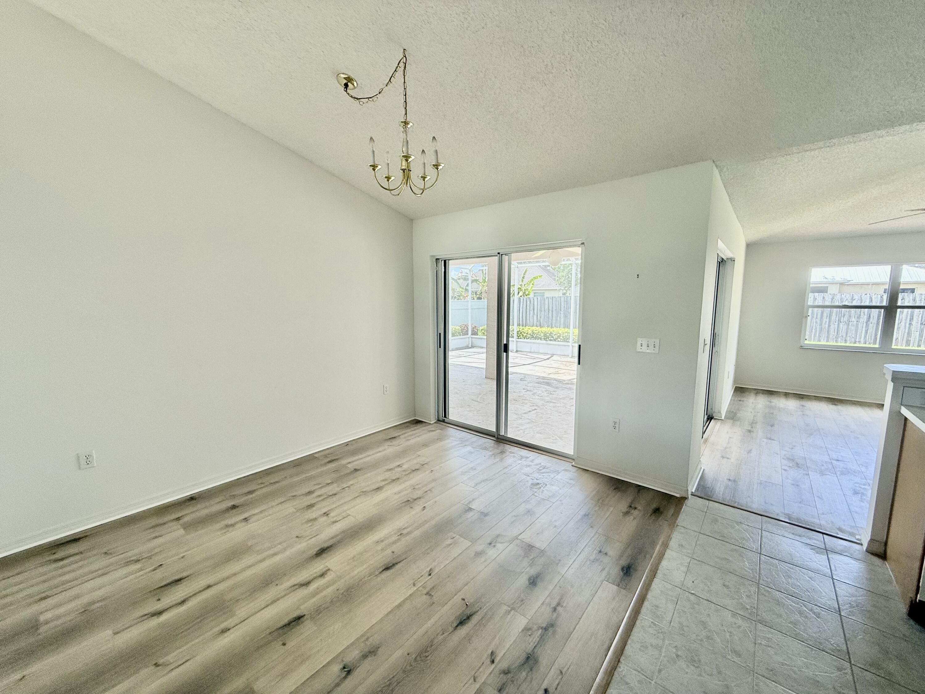 3259 Southeast W Snow Road Port St. Lucie, FL 34984 - Photo 10 of 24 Dining