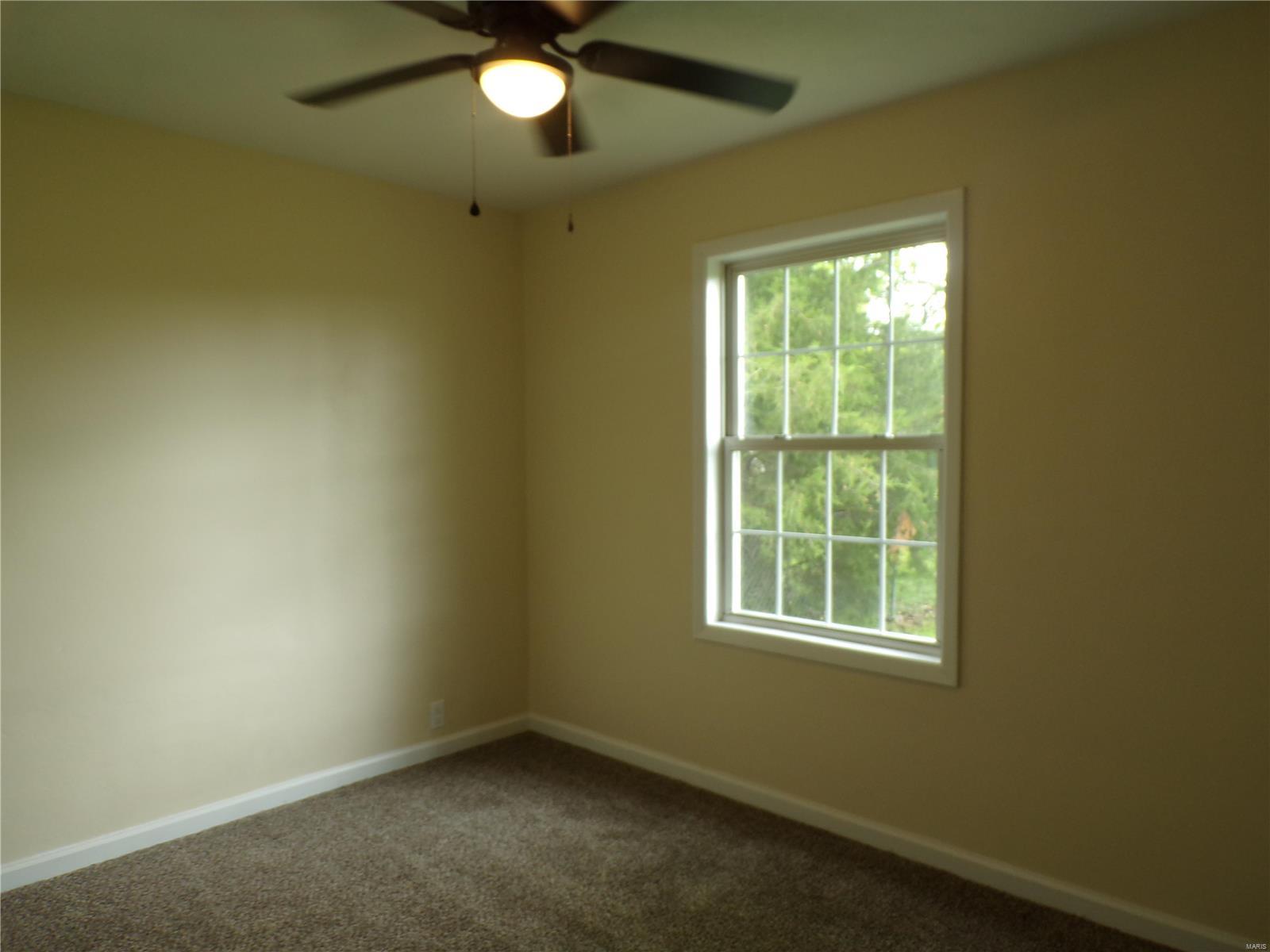 14 Maple Street Moro, IL 62067 - Photo 12 of 15