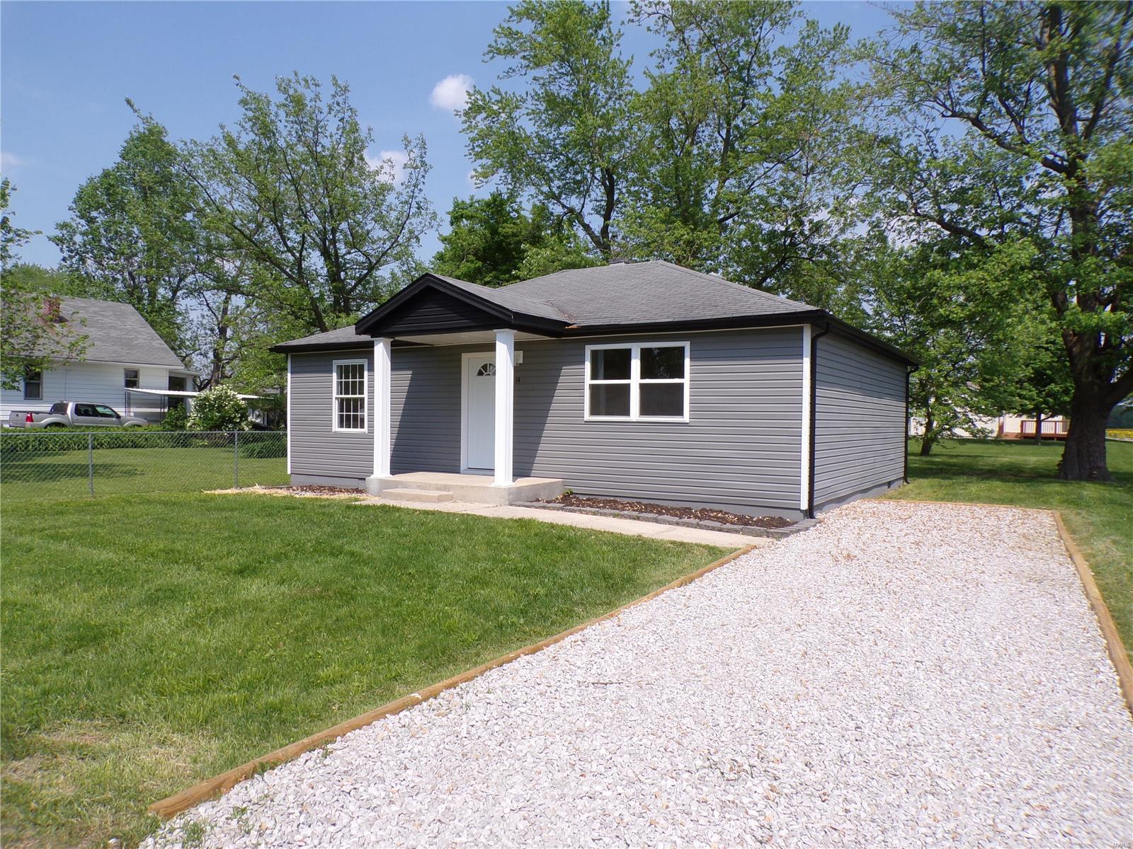 14 Maple Street Moro, IL 62067 - Photo 4 of 15