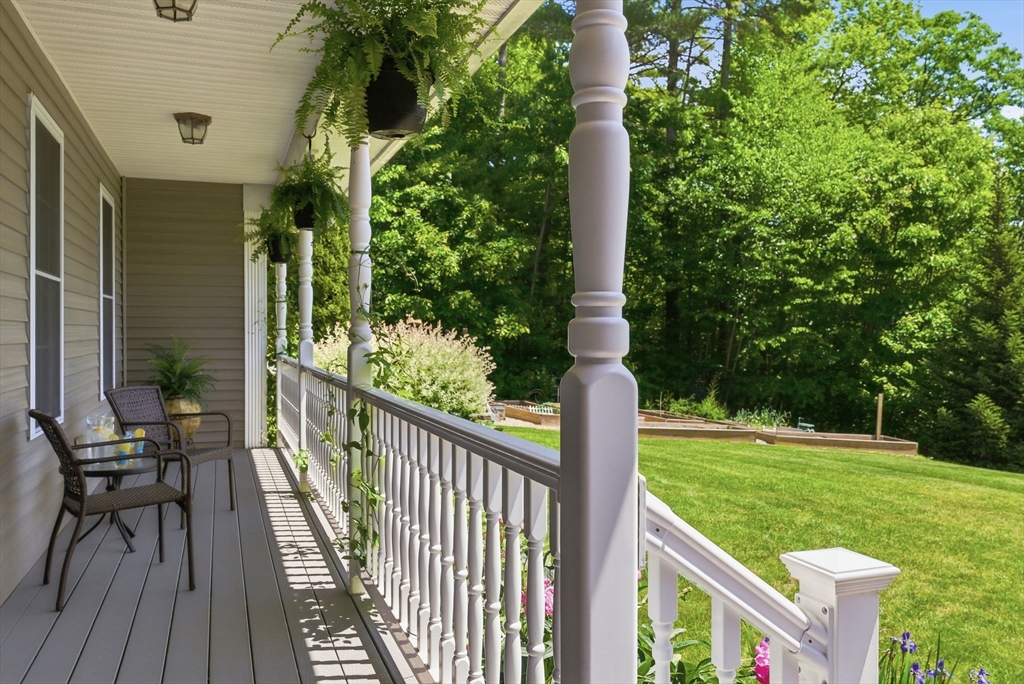 493 Hubbardston Road Barre, MA 01005 - Photo 3 of 42