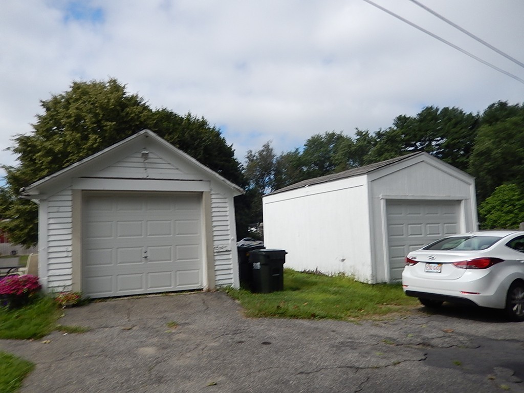 113 Main Street Oxford, MA 01540 - Photo 3 of 26