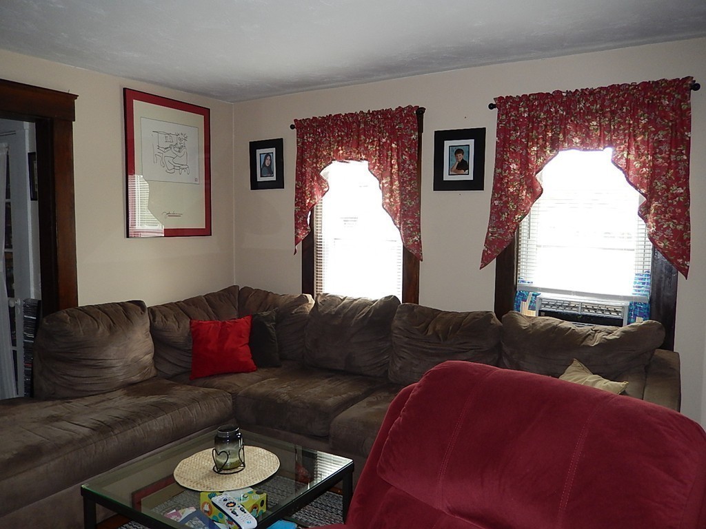 113 Main Street Oxford, MA 01540 - Photo 5 of 26