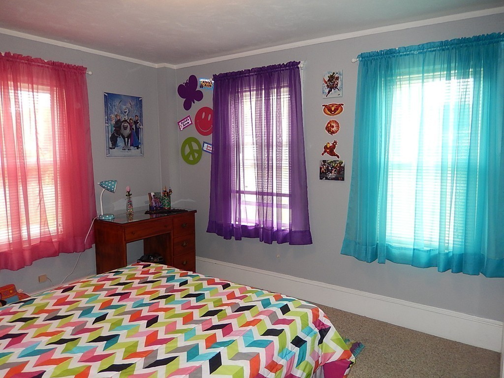 113 Main Street Oxford, MA 01540 - Photo 8 of 26