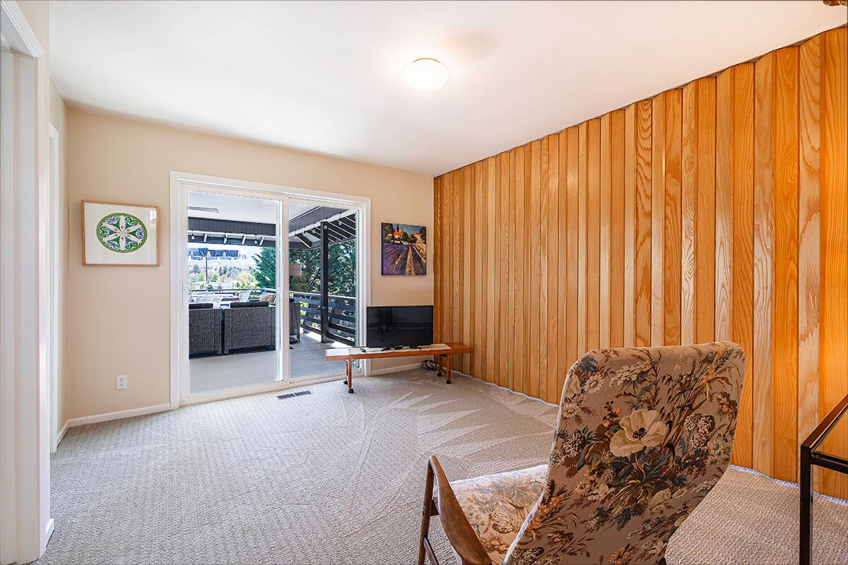113 South Foothill Road Medford, OR 97504 - Photo 14 of 32 DSC07809-Edit
