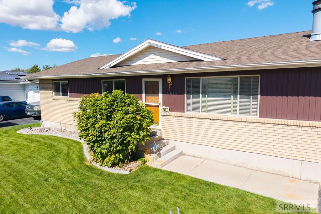 248 Adams Street Pocatello, ID 83202 - Photo 2 of 53