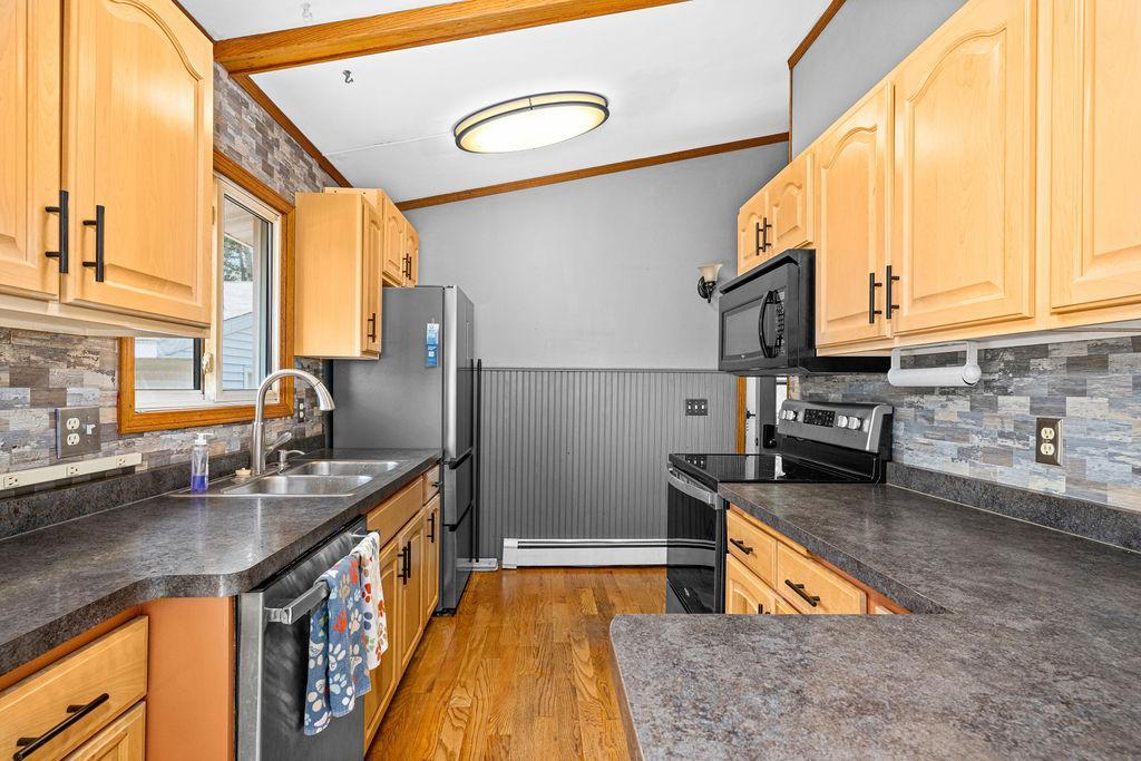 6086 Seville Road Duluth, MN 55811 - Photo 9 of 37 Gallery Image 9
