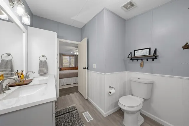 a view of a workspace with furniture