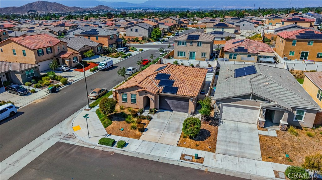 19898 Cara Cara Circle Riverside, CA 92507 - Photo 2 of 40