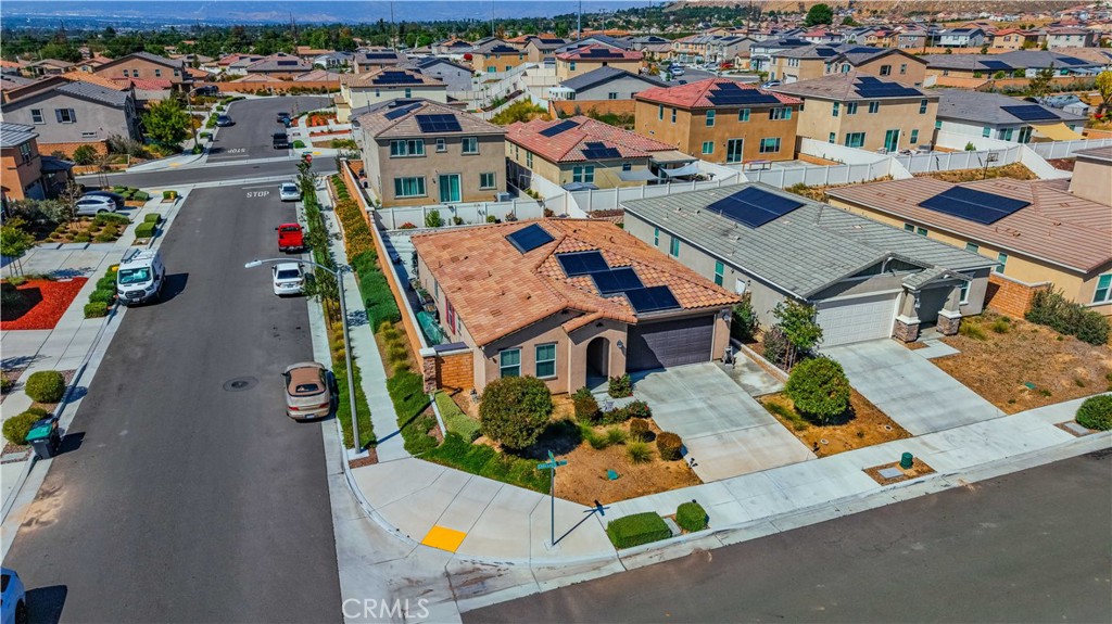 19898 Cara Cara Circle Riverside, CA 92507 - Photo 3 of 40