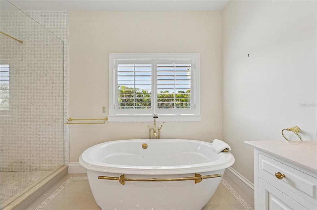 1121 Morningside Place Sarasota, FL 34236 - Photo 41 of 76