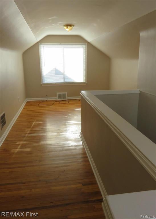 21740 Rausch Avenue Eastpointe, MI 48021 - Photo 16 of 25