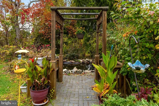 $475,000 | 125 Trent Road, Turnersville, NJ 08012