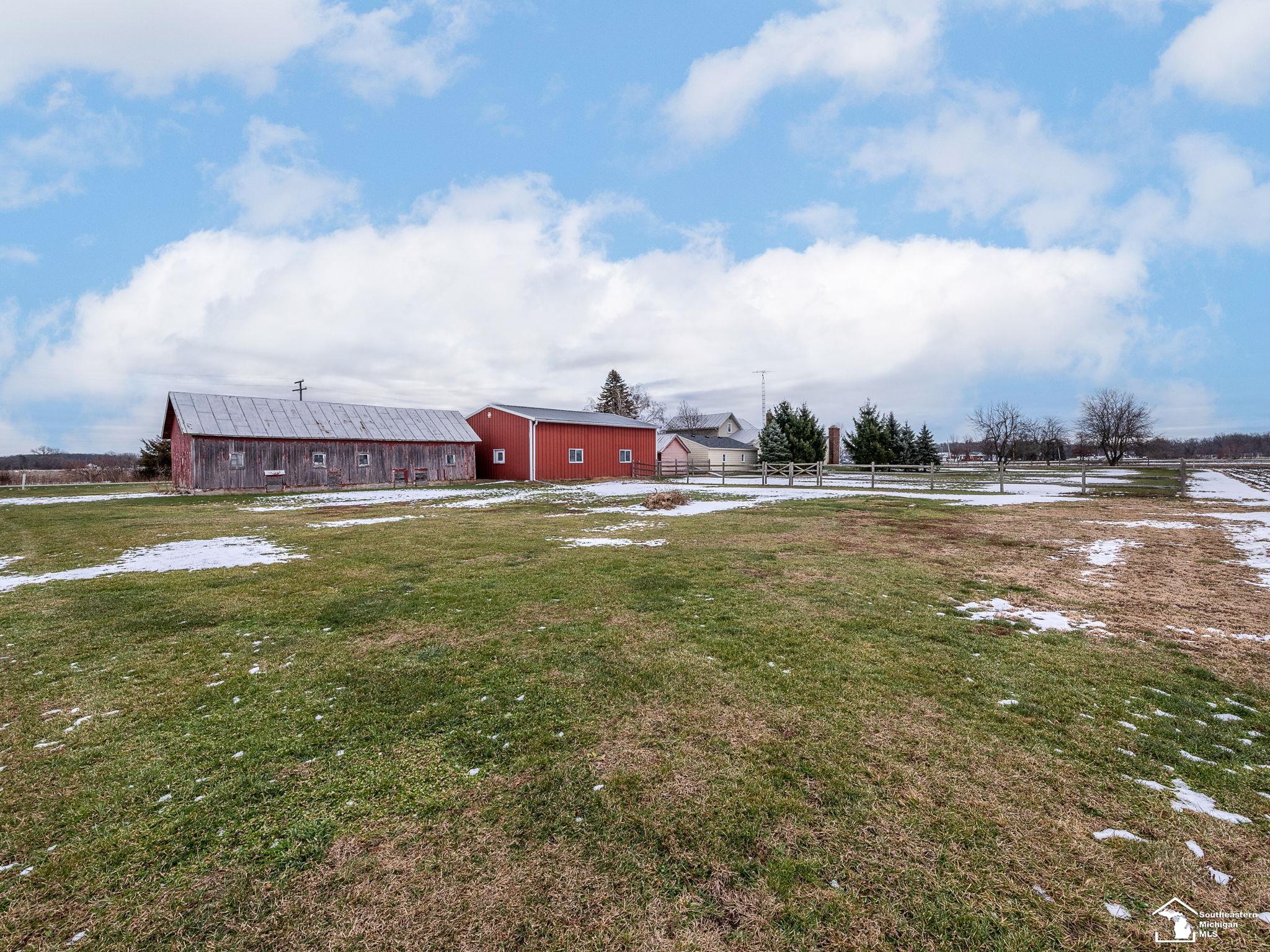 8705 Steffas Road Maybee, MI 48159 - Photo 19 of 66 50196139-9edf97a7-305c-4cdd-9463-d7ca43fde621.JPG