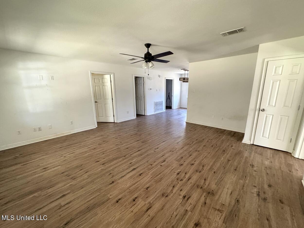 22228 Riverline Road Saucier, MS 39574 - Photo 11 of 22 Living 3