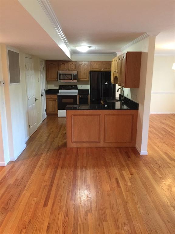 7 Conant Road, Unit 11 Winchester, MA 01890 - Photo 21 of 36