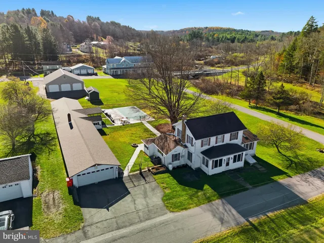 $285,000 | 82 Ridge Street, Smokerun, PA 16681