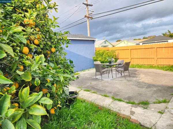 $750,000 | 2387 Humphrey Avenue, Richmond, CA 94804