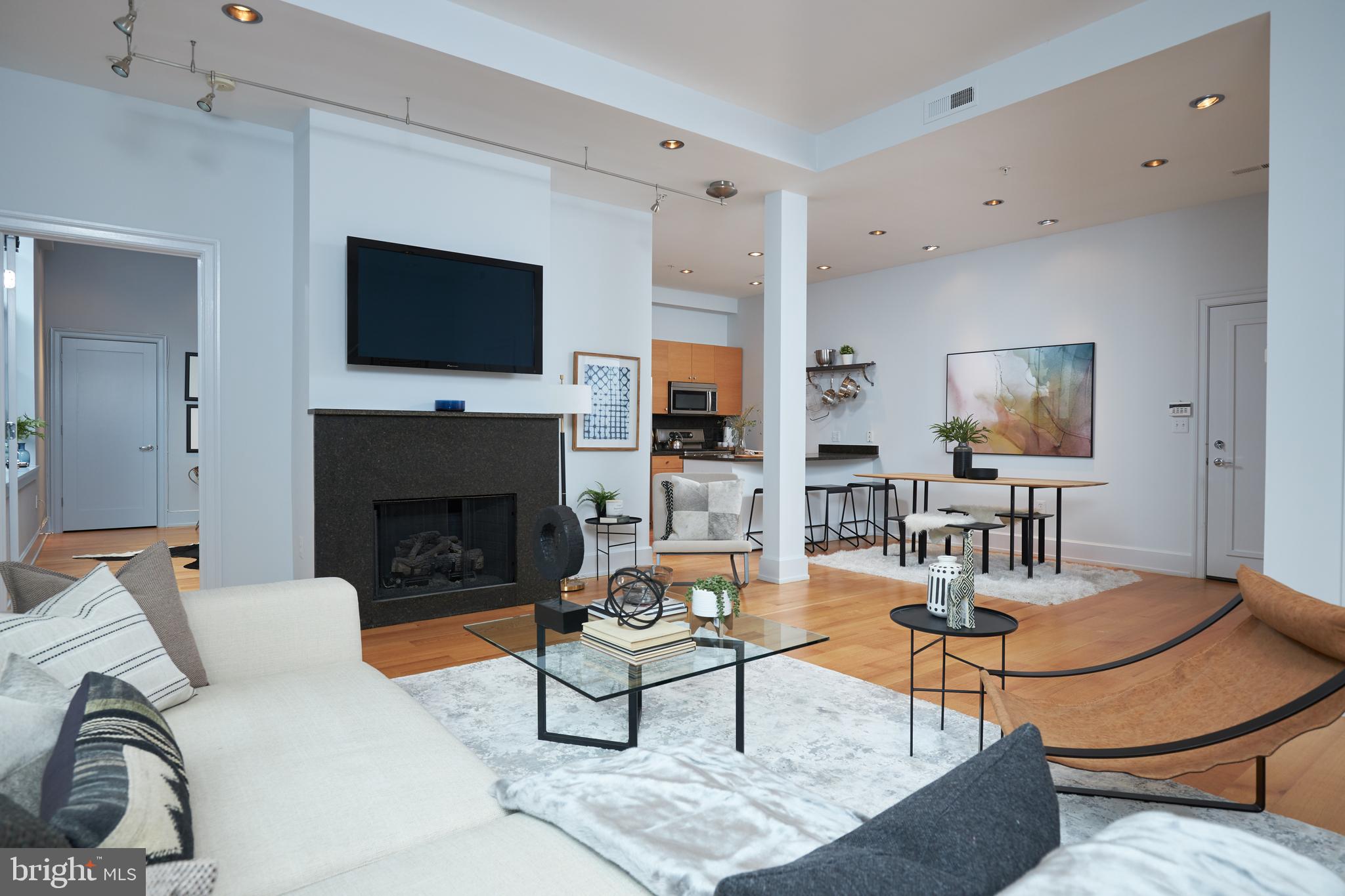 2516 Q Street Northwest, Unit Q202 Washington, DC 20007 - Photo 25 of 28 Stunning Open Floor Plan