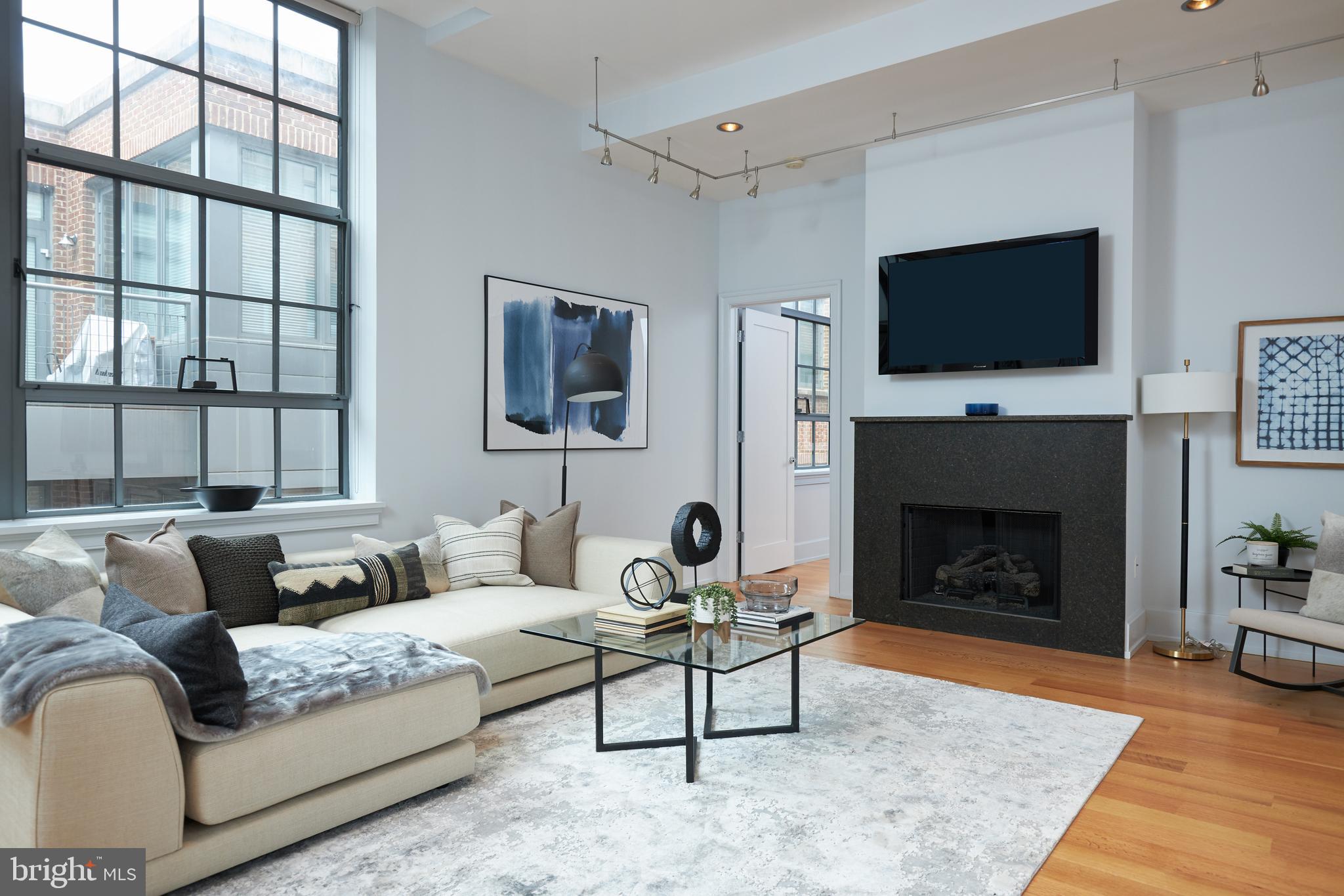 2516 Q Street Northwest, Unit Q202 Washington, DC 20007 - Photo 26 of 28 Open Floor Plan with Gas Fireplace