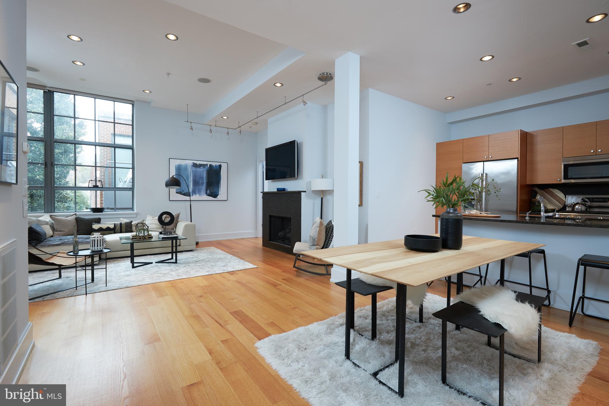 2516 Q Street Northwest, Unit Q202 Washington, DC 20007 - Photo 27 of 28 Open Floor Plan with Soaring Ceilings