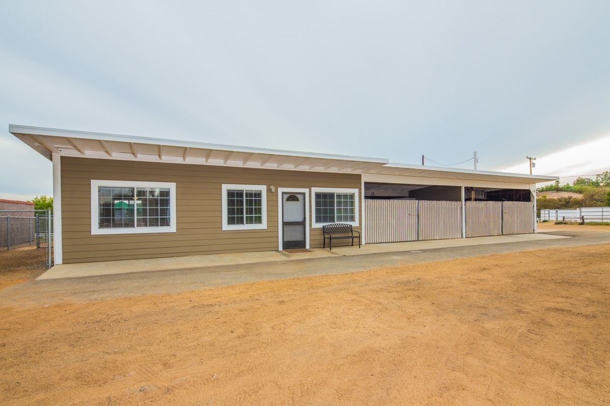 30673 Andreen Road Valley Center, CA 92082 - Photo 12 of 24