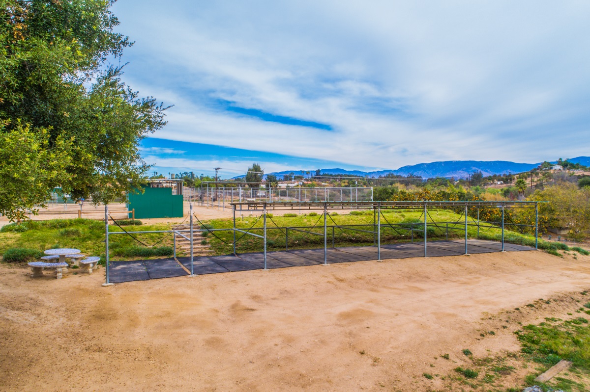 30673 Andreen Road Valley Center, CA 92082 - Photo 21 of 24