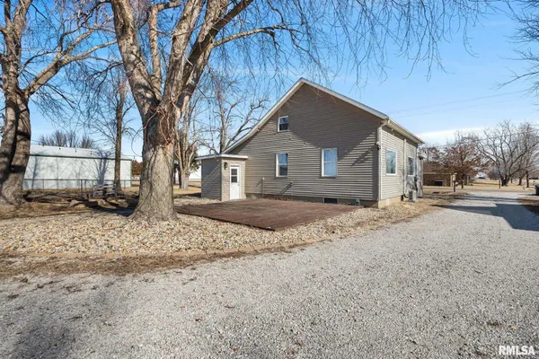 $166,500 | 111 Reiter Street, Benson, IL 61516