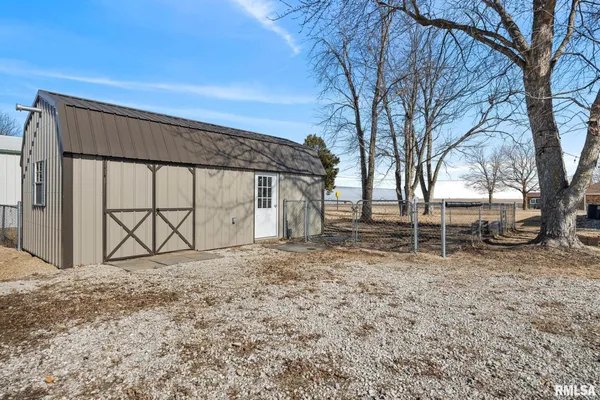 $166,500 | 111 Reiter Street, Benson, IL 61516
