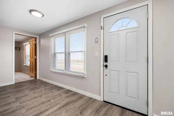 $166,500 | 111 Reiter Street, Benson, IL 61516