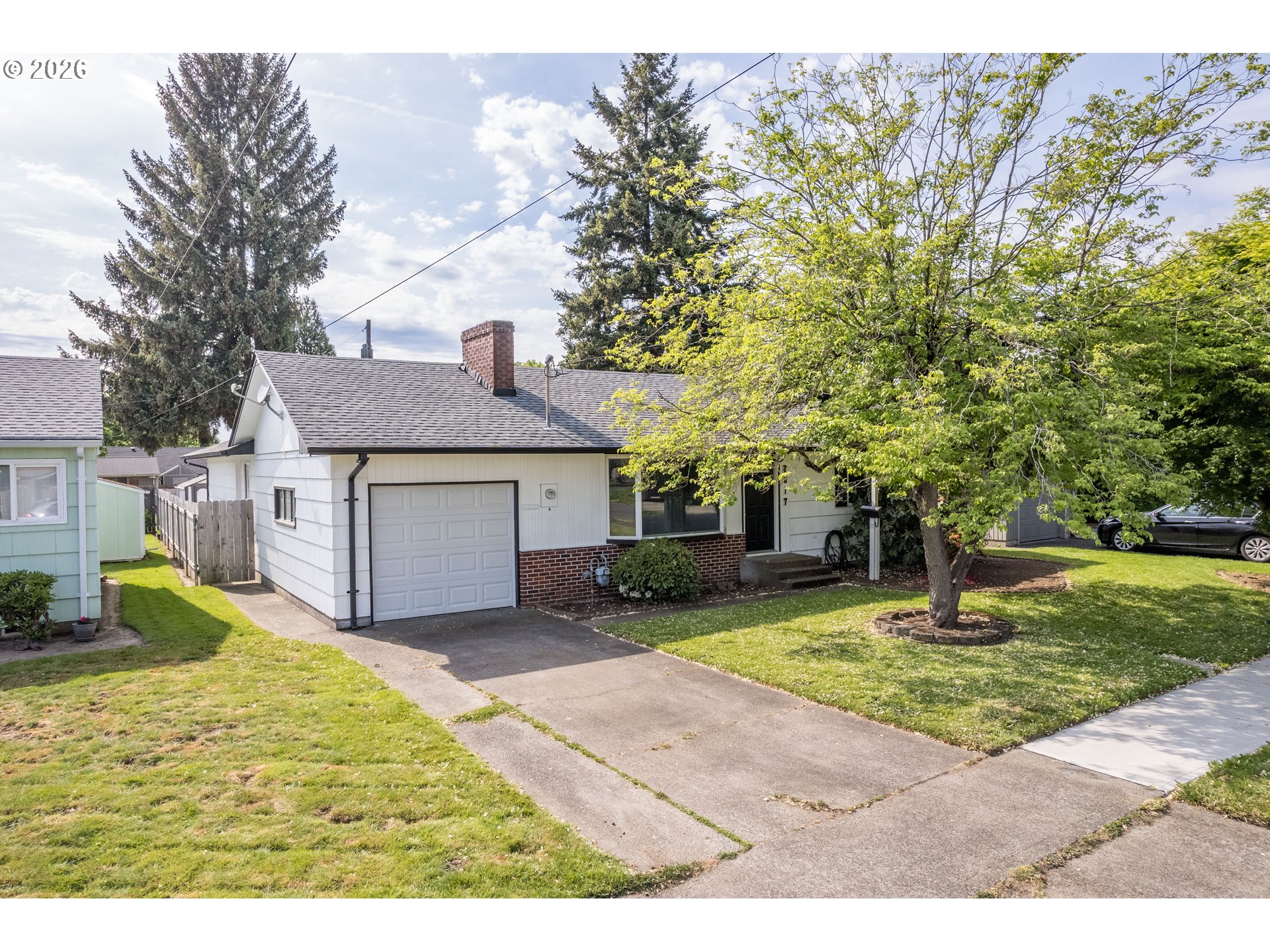 2017 28th Avenue Longview, WA 98632 - Photo 3 of 36