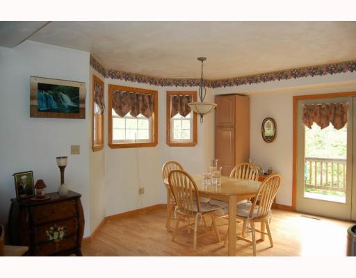 379 Quarry Road Washington, PA 15301 - Photo 6 of 12 Dining Room.