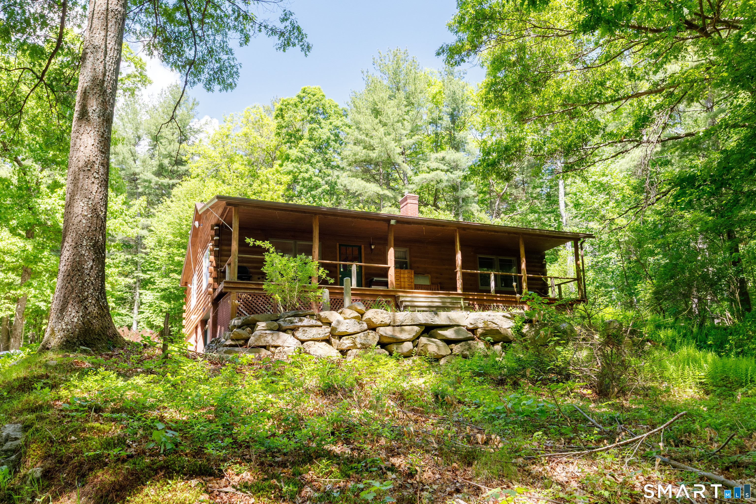 366 Fabyan Road Thompson, CT 06255 - Photo 2 of 23