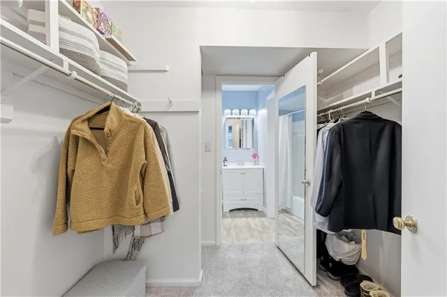 $155,000 | 1110 Chatham Park Drive, Unit E, Pittsburgh, PA 15220