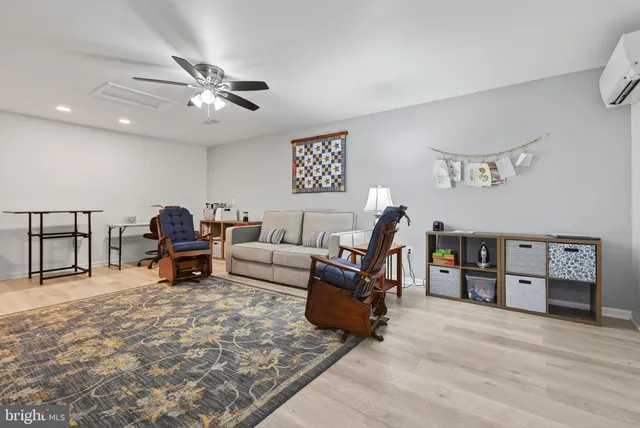 $369,500 | 1334 Woodcrest Court, Mount Joy, PA 17552