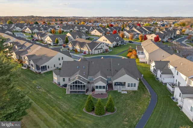 $369,500 | 1334 Woodcrest Court, Mount Joy, PA 17552