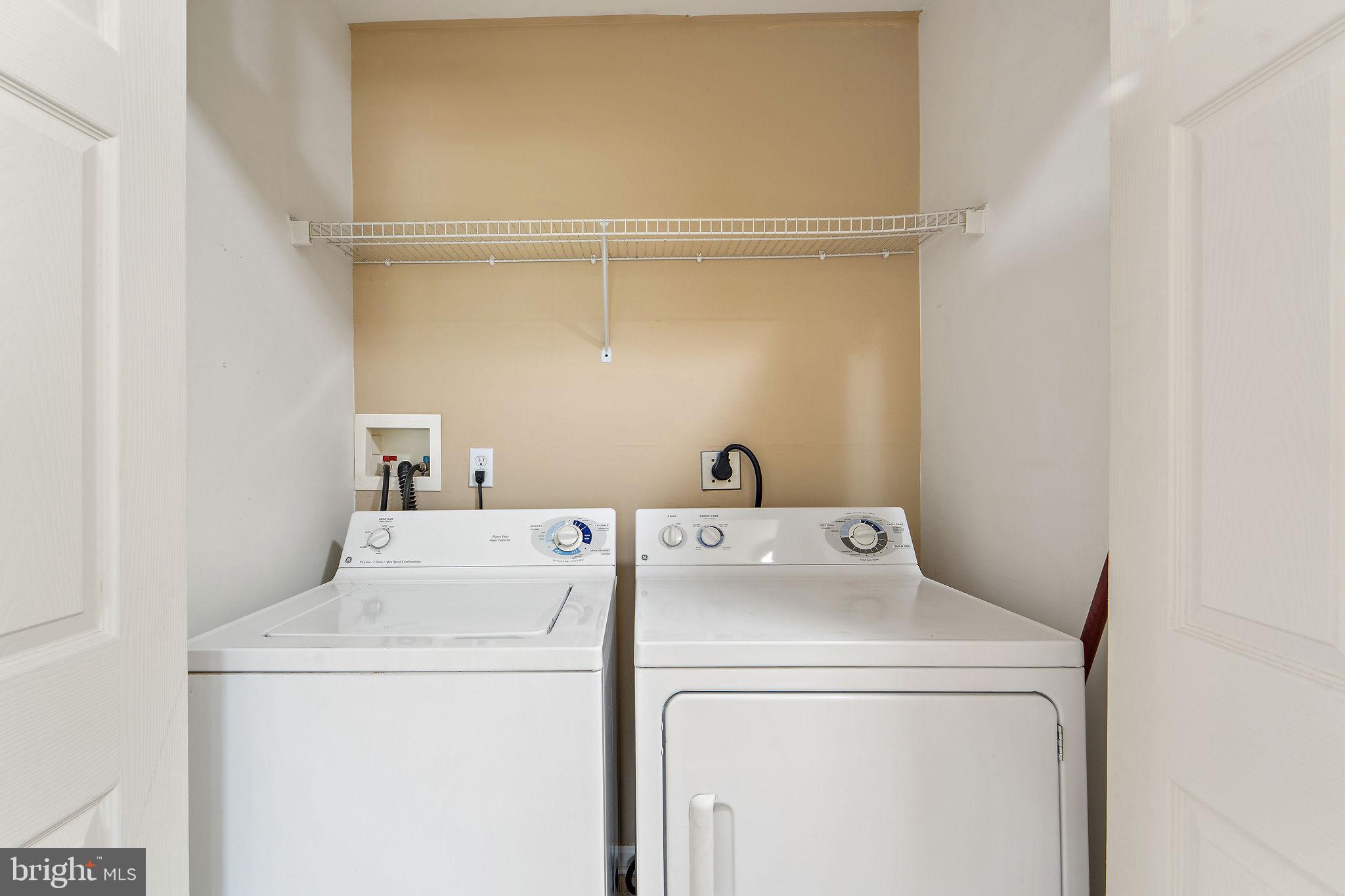 96 High Meadows Drive Sicklerville, NJ 08081 - Photo 17 of 20 a utility room with dryer and washer