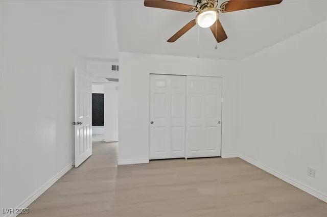 $1,450 | 5499 Indian River Drive, Unit 356, Las Vegas, NV 89103