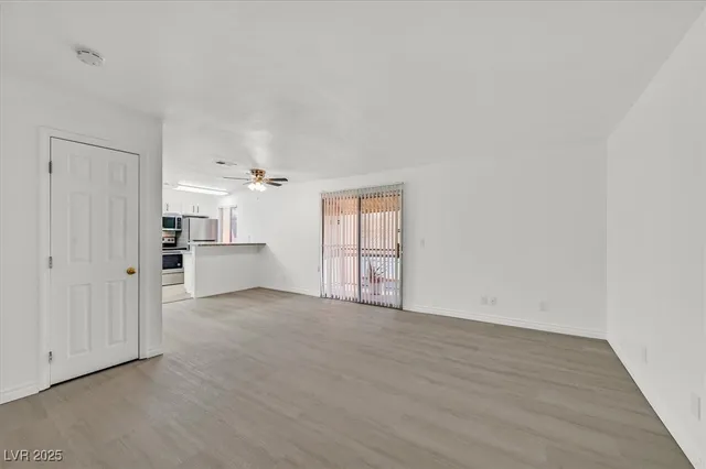 $1,450 | 5499 Indian River Drive, Unit 356, Las Vegas, NV 89103