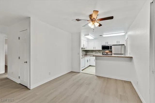 $1,450 | 5499 Indian River Drive, Unit 356, Las Vegas, NV 89103