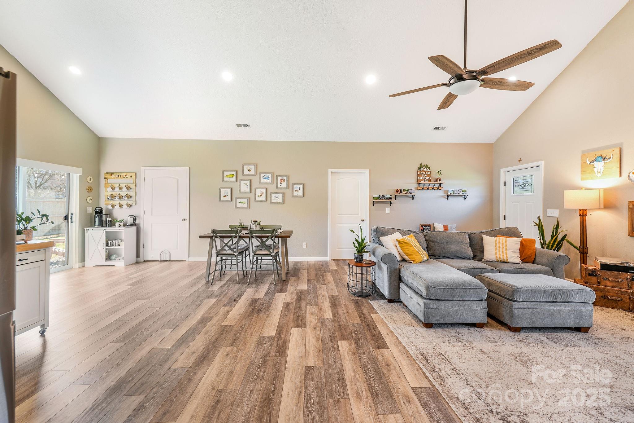 41 Utah Mountain Road Waynesville, NC 28785 - Photo 9 of 43 Gallery Image 9