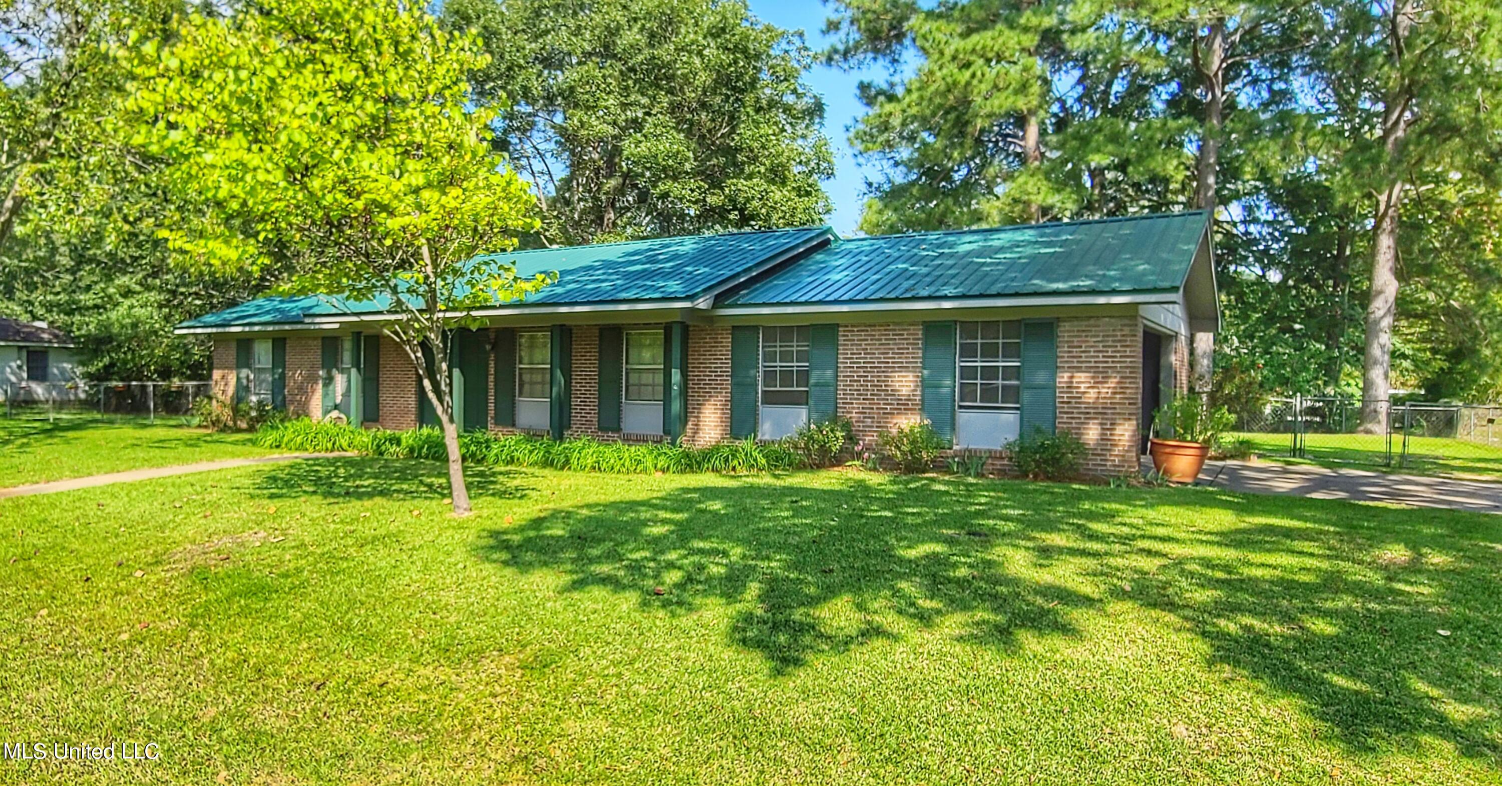 262 Ina Drive Madison, MS 39110 - Photo 1 of 3 262Ina