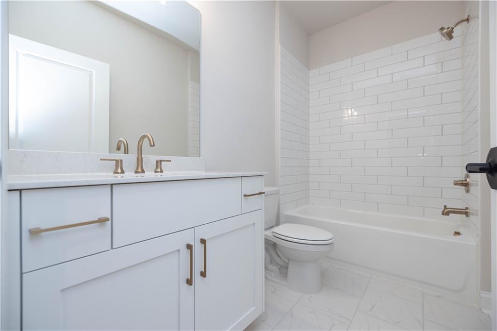 149 Wards Xing Way, Unit 10 Johns Creek, GA 30022 - Photo 41 of 52