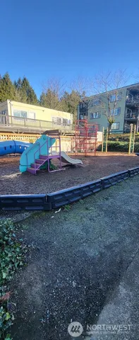 $2,100 | 13011 East Gibson Road, Unit N325, Everett, WA 98204