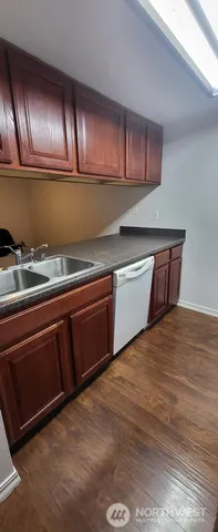 $2,100 | 13011 East Gibson Road, Unit N325, Everett, WA 98204