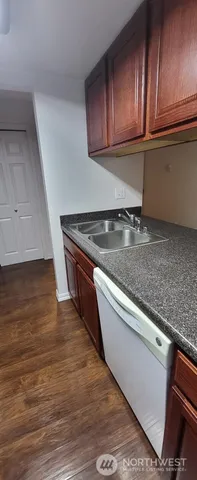 $2,100 | 13011 East Gibson Road, Unit N325, Everett, WA 98204